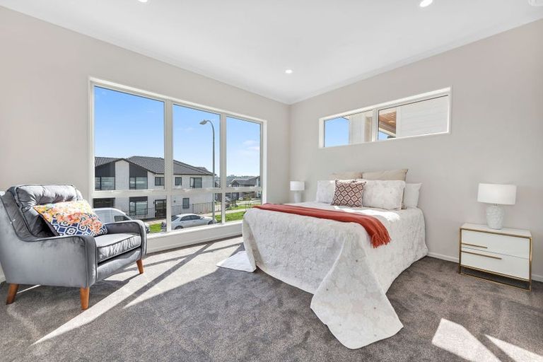 Photo of property in 25 Elevation Street, Flat Bush, Auckland, 2019