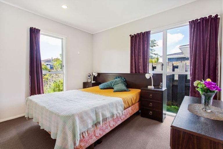 Photo of property in 51 Marvon Downs Avenue, Pakuranga Heights, Auckland, 2010