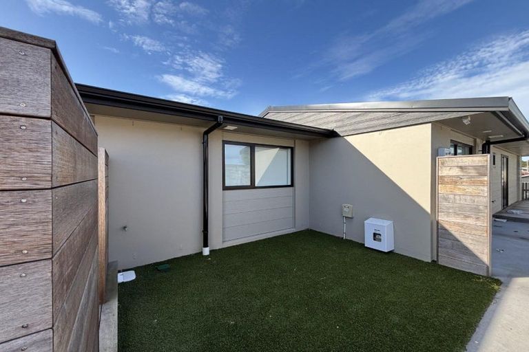 Photo of property in 268a Courtenay Street, Strandon, New Plymouth, 4312