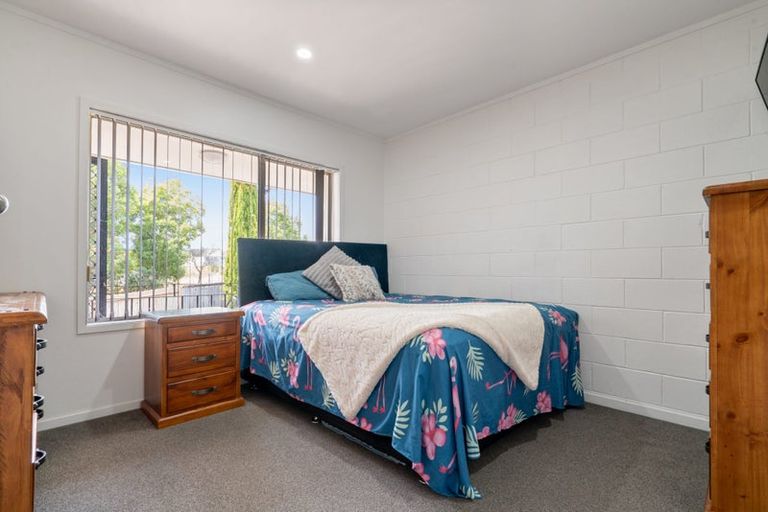 Photo of property in 28c James Road, Manurewa, Auckland, 2102