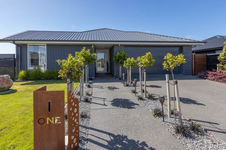 Photo of property in 1 Tara Crescent, Woodend, 7610