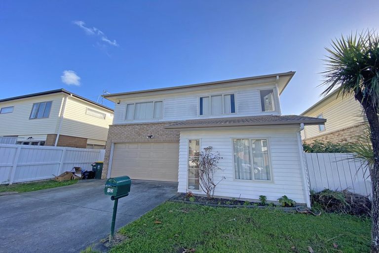 Photo of property in 13 Maypark Crescent, Flat Bush, Auckland, 2016