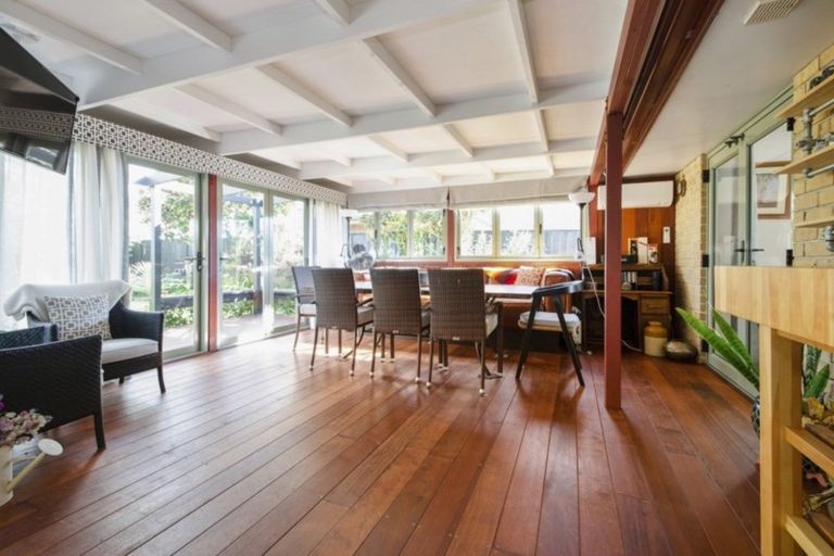 Photo of property in 34 Longford Park Drive, Takanini, 2112