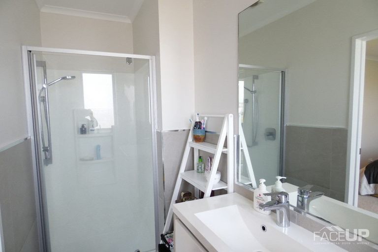 Photo of property in 18 Flounder Road, Hobsonville, Auckland, 0616