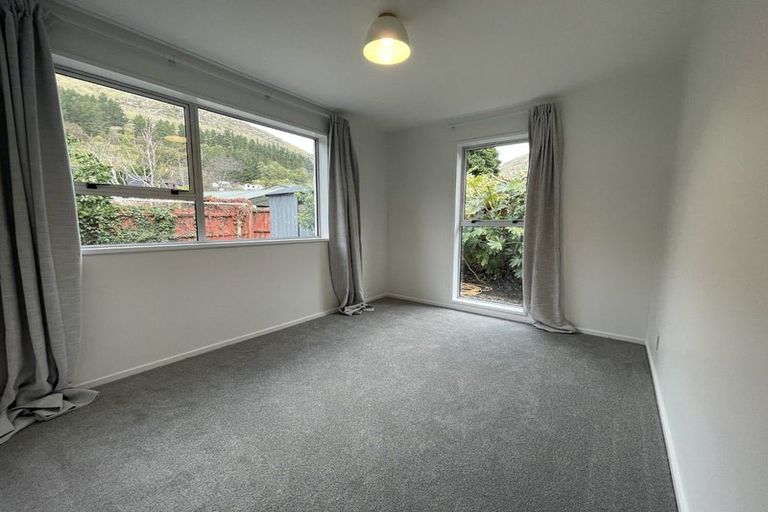 Photo of property in 2/29 Sumnervale Drive, Sumner, Christchurch, 8081