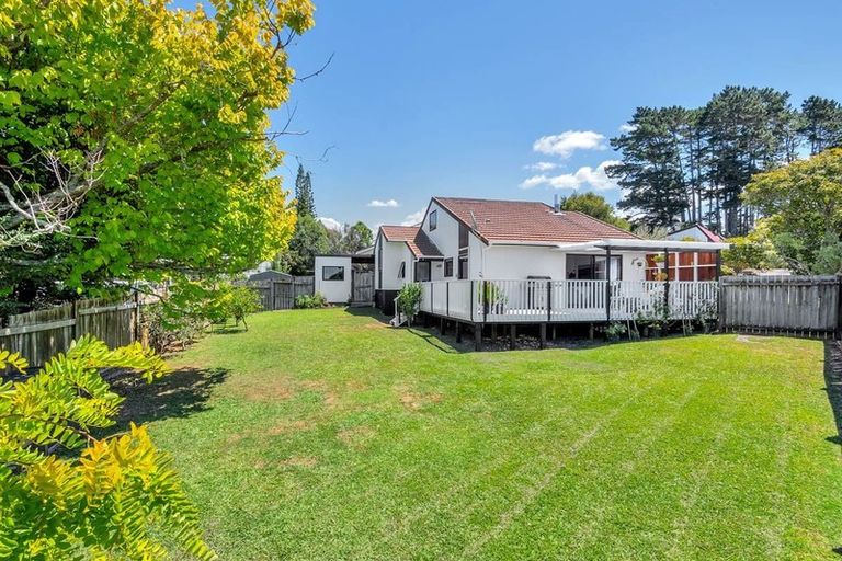 Photo of property in 14 Putney Place, Ranui, Auckland, 0612