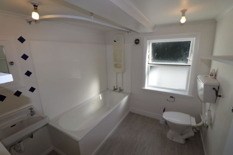Photo of property in 339 The Terrace, Te Aro, Wellington, 6011