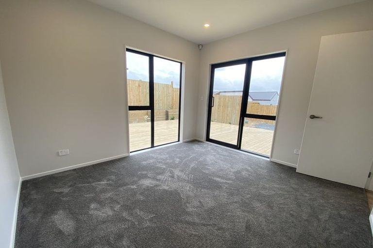 Photo of property in 59 Horokaka Street, Massey, Auckland, 0614