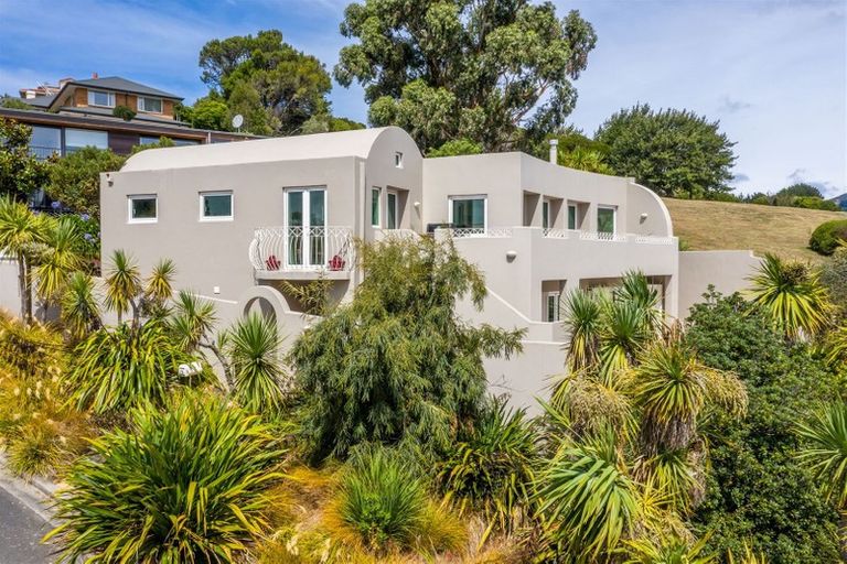 Photo of property in 19a Victoria Park Road, Cashmere, Christchurch, 8022