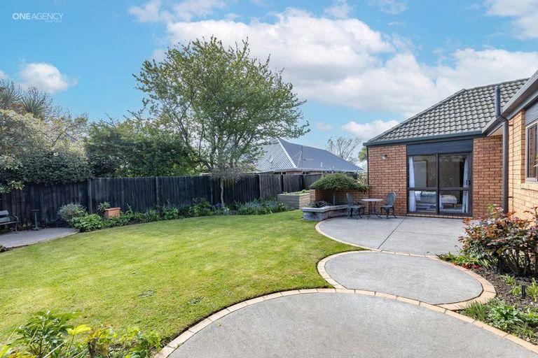 Photo of property in 8 Kedleston Drive, Avonhead, Christchurch, 8042