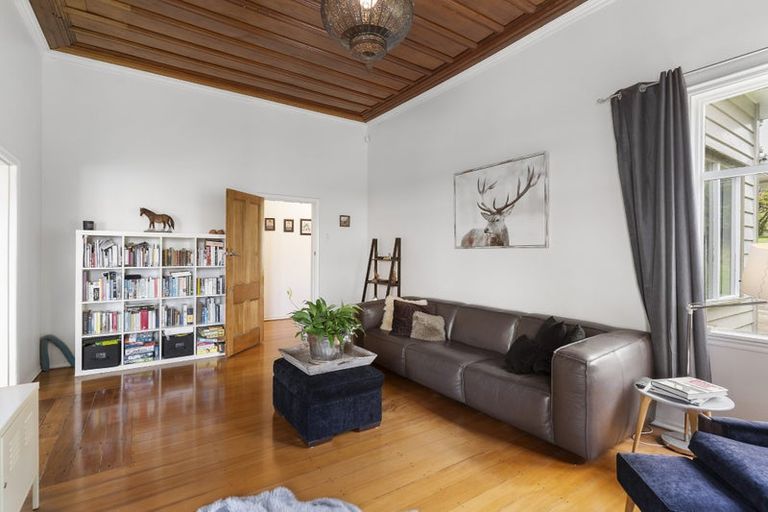 Photo of property in 352 Kauri Road, Onewhero, 2697