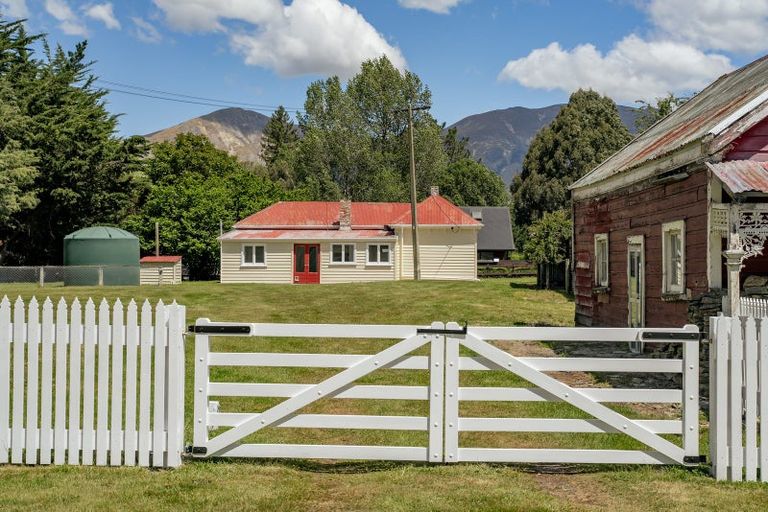 Photo of property in 1135 Garston-athol Highway, Athol, 9793