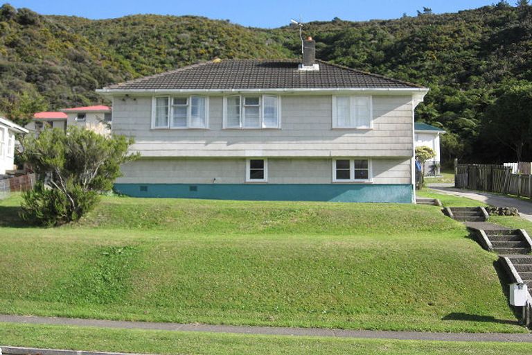 Photo of property in 57 Judd Crescent, Naenae, Lower Hutt, 5011