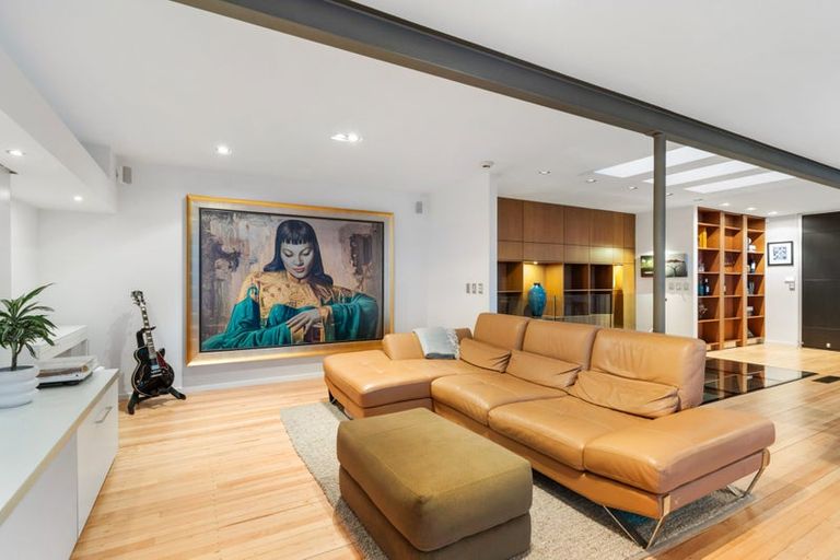 Photo of property in 5/26 Otakau Road, Milford, Auckland, 0620