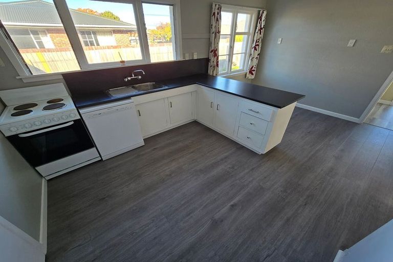 Photo of property in 21 Bainton Street, Bishopdale, Christchurch, 8053