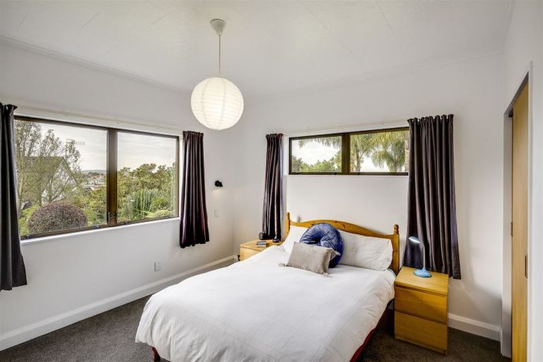 Photo of property in 55 Churchill Drive, Taradale, Napier, 4112