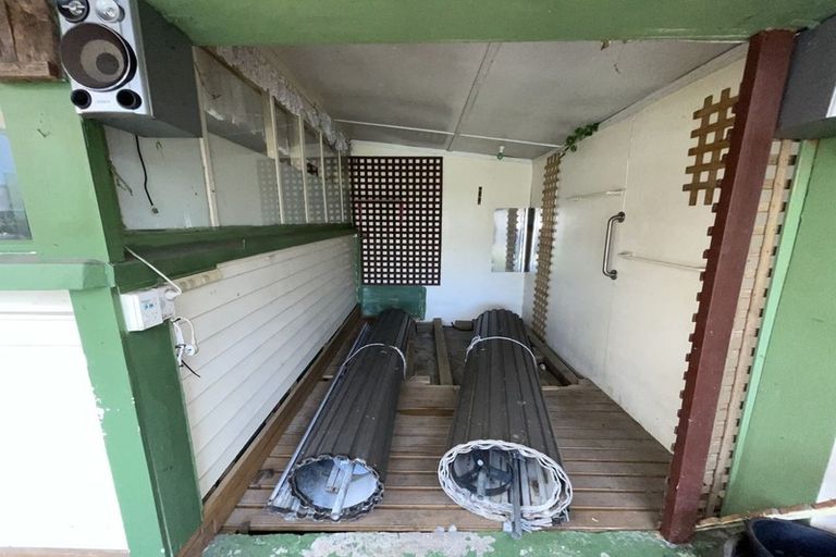 Photo of property in 61 Derby Street, Westport, 7825