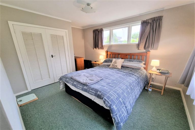 Photo of property in 11 Prouse Grove, Silverstream, Upper Hutt, 5019