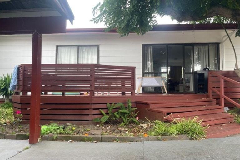 Photo of property in 1/62 Cambridge Terrace, Papatoetoe, Auckland, 2025