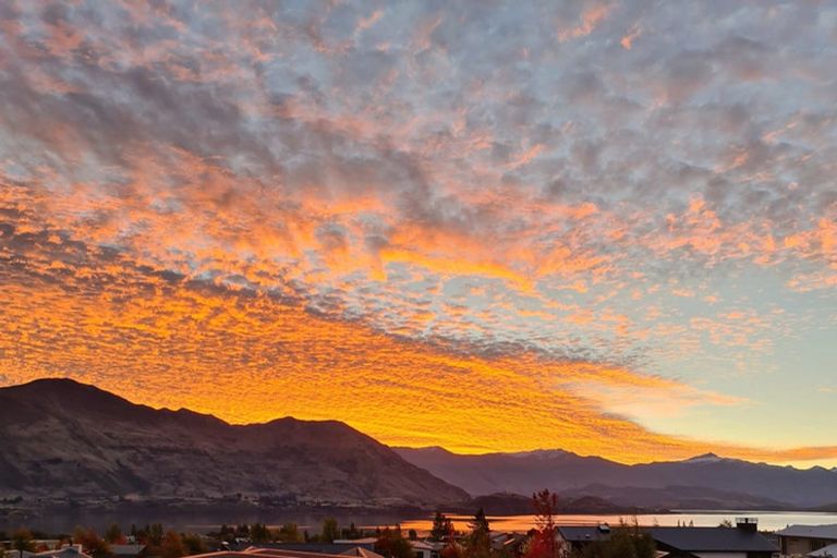 Photo of property in 47 Forest Heights, Wanaka, 9305