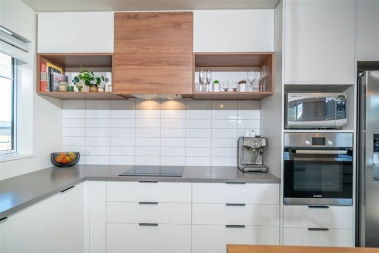 Photo of property in 15 Full Moon Lane, Rolleston, 7614