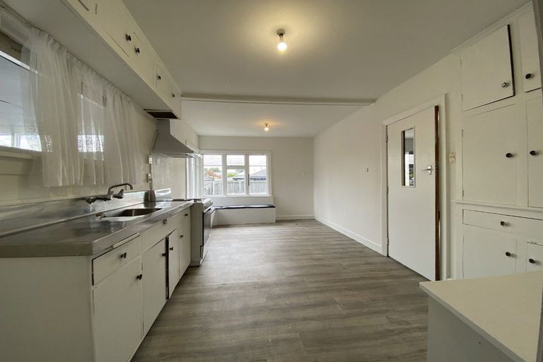 Photo of property in 58 Wyon Street, Linwood, Christchurch, 8062