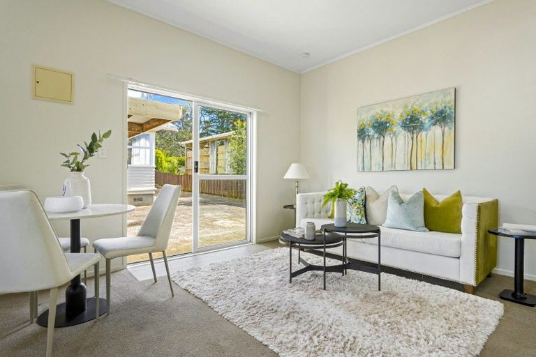 Photo of property in 91 Coronation Road, Mangere Bridge, Auckland, 2022
