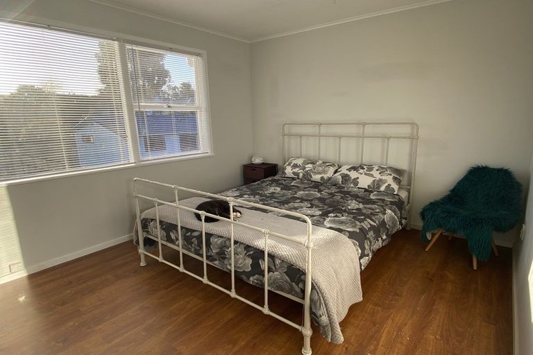 Photo of property in 25 Routley Drive, Glen Eden, Auckland, 0602