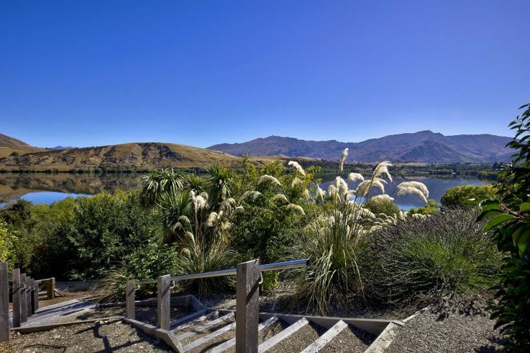Photo of property in 27 Arrowtn-lke Hayes Road, Lake Hayes, Queenstown, 9371