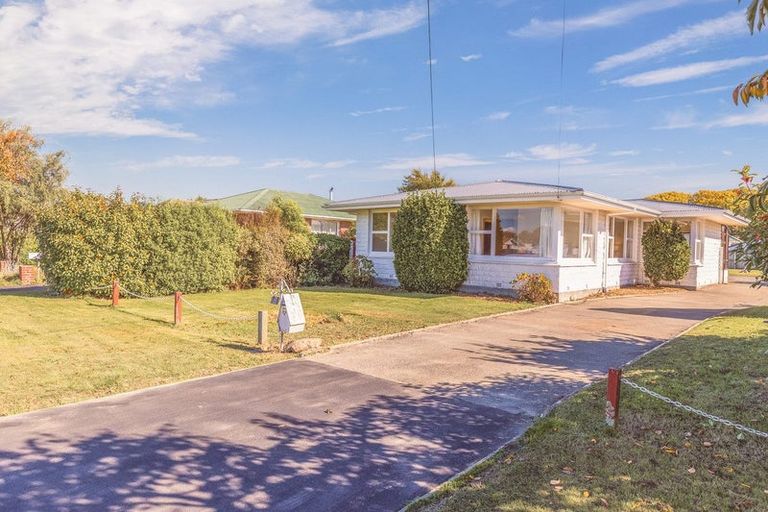 Photo of property in 146 Springs Road, Hornby, Christchurch, 8042