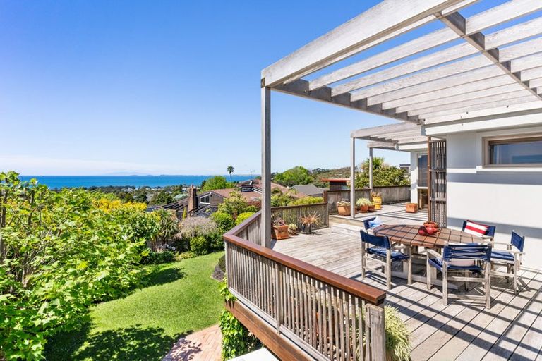 Photo of property in 9 Braemar Road, Castor Bay, Auckland, 0620