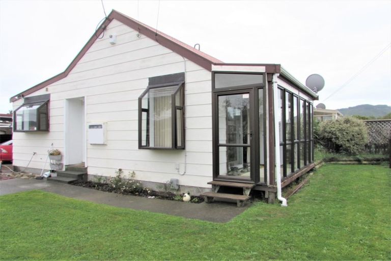 Photo of property in 58f1- Miro Street, Trentham, Upper Hutt, 5018