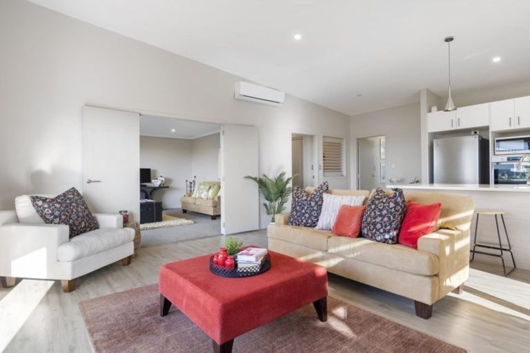 Photo of property in 30 Harbelle Close, Bethlehem, Tauranga, 3110