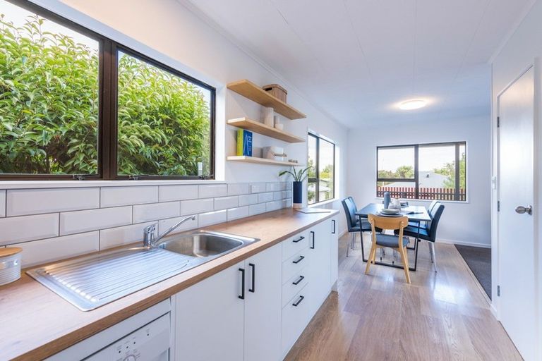 Photo of property in 19 Tahunanui Drive, Tahunanui, Nelson, 7011