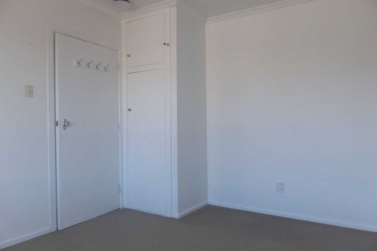 Photo of property in 11 Powell Crescent, Ilam, Christchurch, 8041