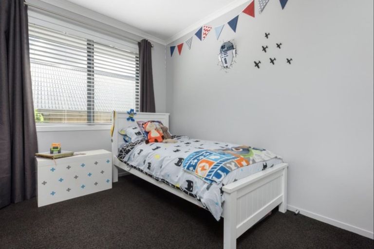 Photo of property in 291 Lakes Boulevard, Pyes Pa, Tauranga, 3112