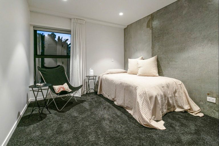 Photo of property in 1/279 Lake Road, Belmont, Auckland, 0622