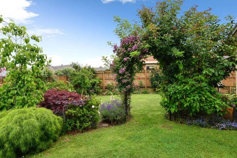 Photo of property in 57 Ayrshire Drive, Grandview Heights, Hamilton, 3200