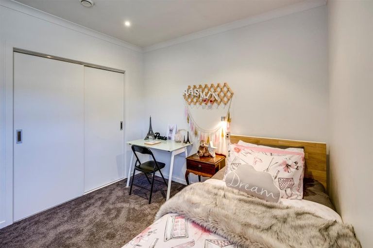 Photo of property in 21 Tasman Drive, Poraiti, Napier, 4112