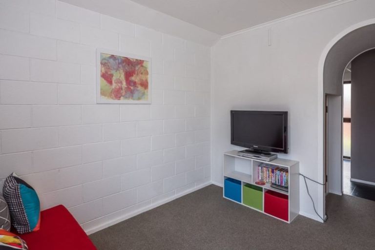 Photo of property in 88 Kennedy Drive, Levin, 5510