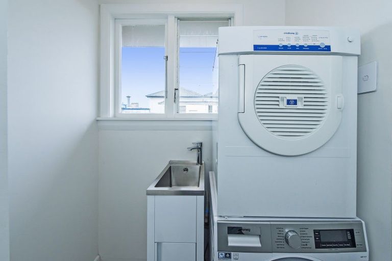 Photo of property in 16 Carew Street, Kaiapoi, 7630