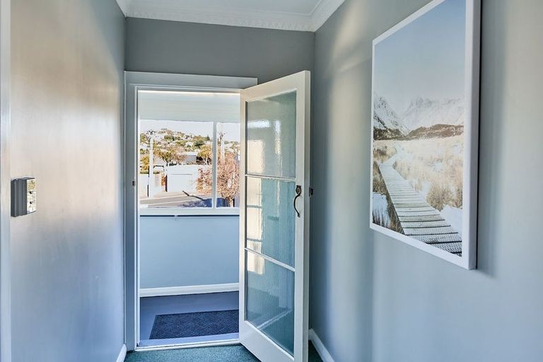 Photo of property in 10 Helen Street, Brooklyn, Wellington, 6021