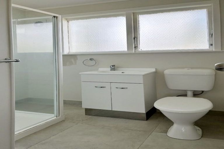 Photo of property in 1/312 Massey Road, Mangere East, Auckland, 2024