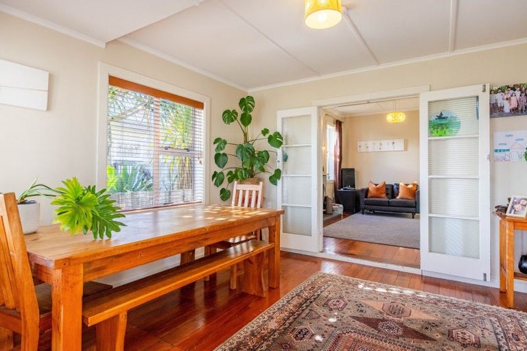 Photo of property in 9 Pukeko Place, Westshore, Napier, 4110