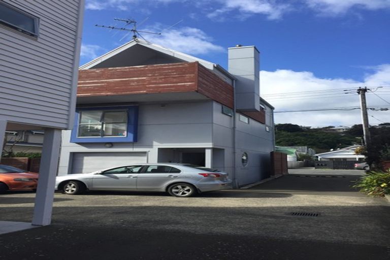 Photo of property in 63u1 Darlington Road, Miramar, Wellington, 6022
