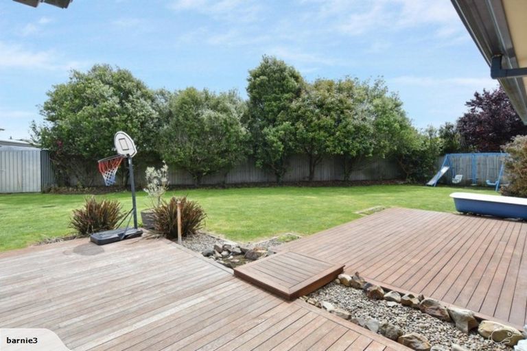 Photo of property in 6 Matson Close, Rangiora, 7400