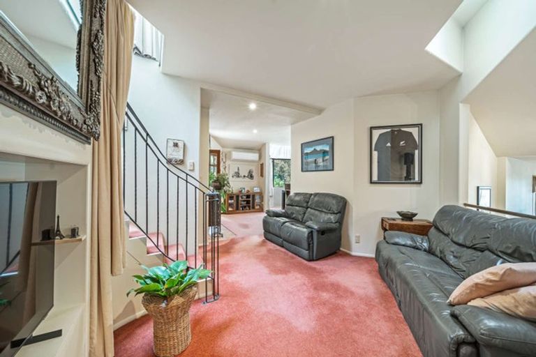 Photo of property in 16 Slade Street, Oamaru North, Oamaru, 9400