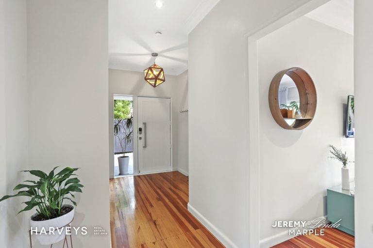Photo of property in 19a/1 Woodvale Road, Glen Eden, Auckland, 0602