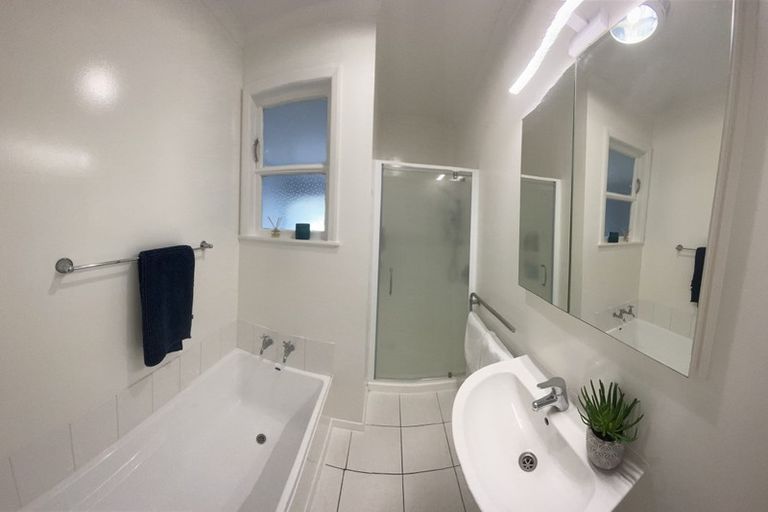 Photo of property in 31a Norton Park Avenue, Fairfield, Lower Hutt, 5011