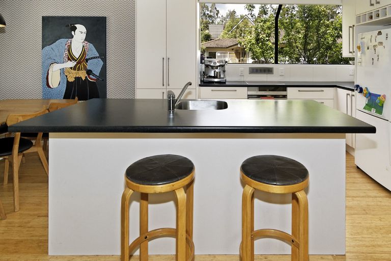 Photo of property in 111 Daffodil Street, Titirangi, Auckland, 0604